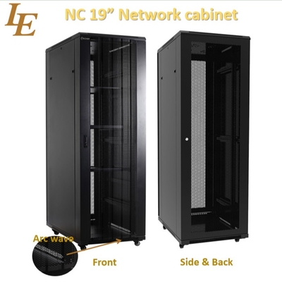 SPCC 42U Black Server Rack Netwerkkas met geventileerde voordeur 19