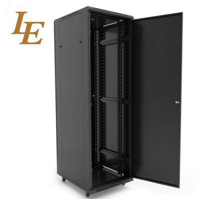 Heavy Duty Server Rack Cabinet Met Uitstekend Kabelbeheer 18U-47U Hoogte 800kg Max Load Capaciteit