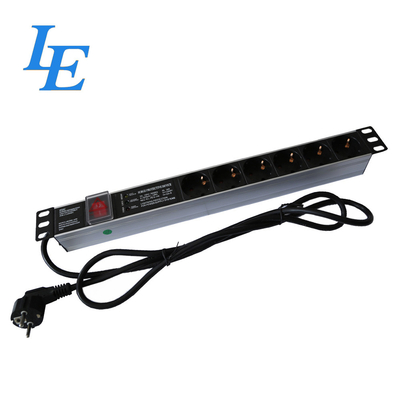 Duitsland Type 10 Inch 19 Inch Server Rack Pdu Overload Overspanningsbescherming Zwart