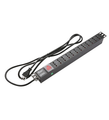 Stroomverspreidingsunit Industrieel gebruik Italiaans stopcontact 1U Hoogte 250V wisselstroom CE ROHS gecertificeerd aluminium 8/12 12A/16A