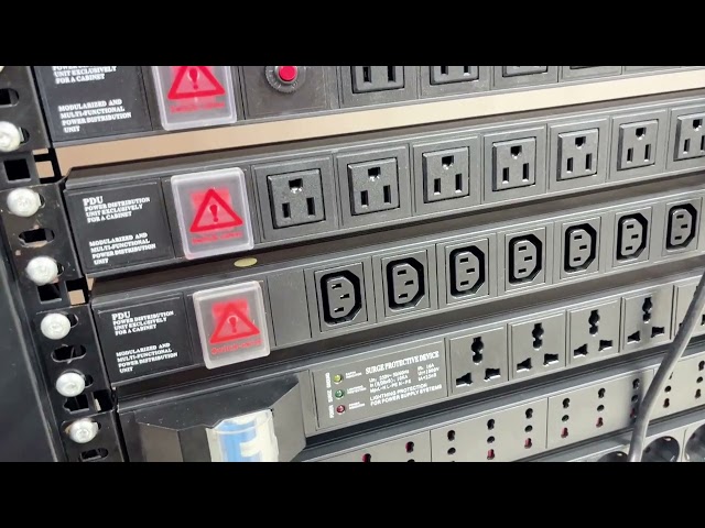 Verticale Aluminium PDU 12weg EU/Schuko PDU Zwart 19Inch Horizontale 6weg 8uitlaat Schuko Duitsland Type Power Distribution Unit IT Network Cabinet Smart Socket PDU met Switch 3x1.5mm2 2M Lang